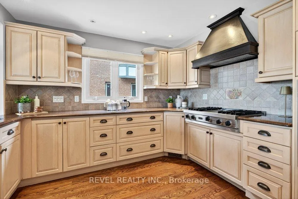 Photo 15 of 43 Sunvale Place, Hamilton, Lakeshore — HOMEH