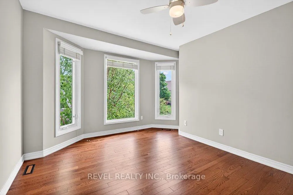 Photo 49 of 43 Sunvale Place, Hamilton, Lakeshore — HOMEH