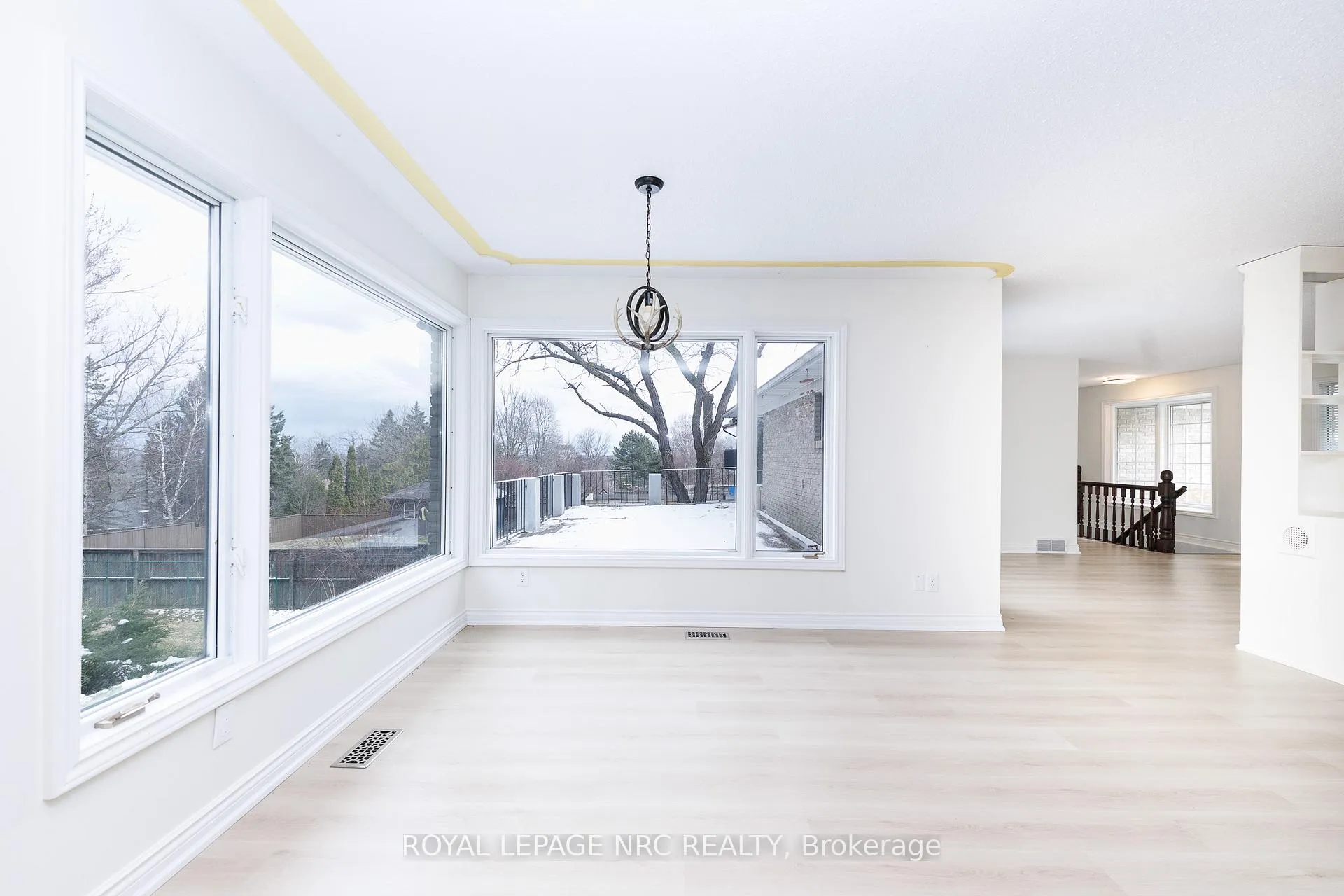 Photo 16 of 61 Tremont Drive, St. Catharines, Glendale/Glenridge — HOMEH