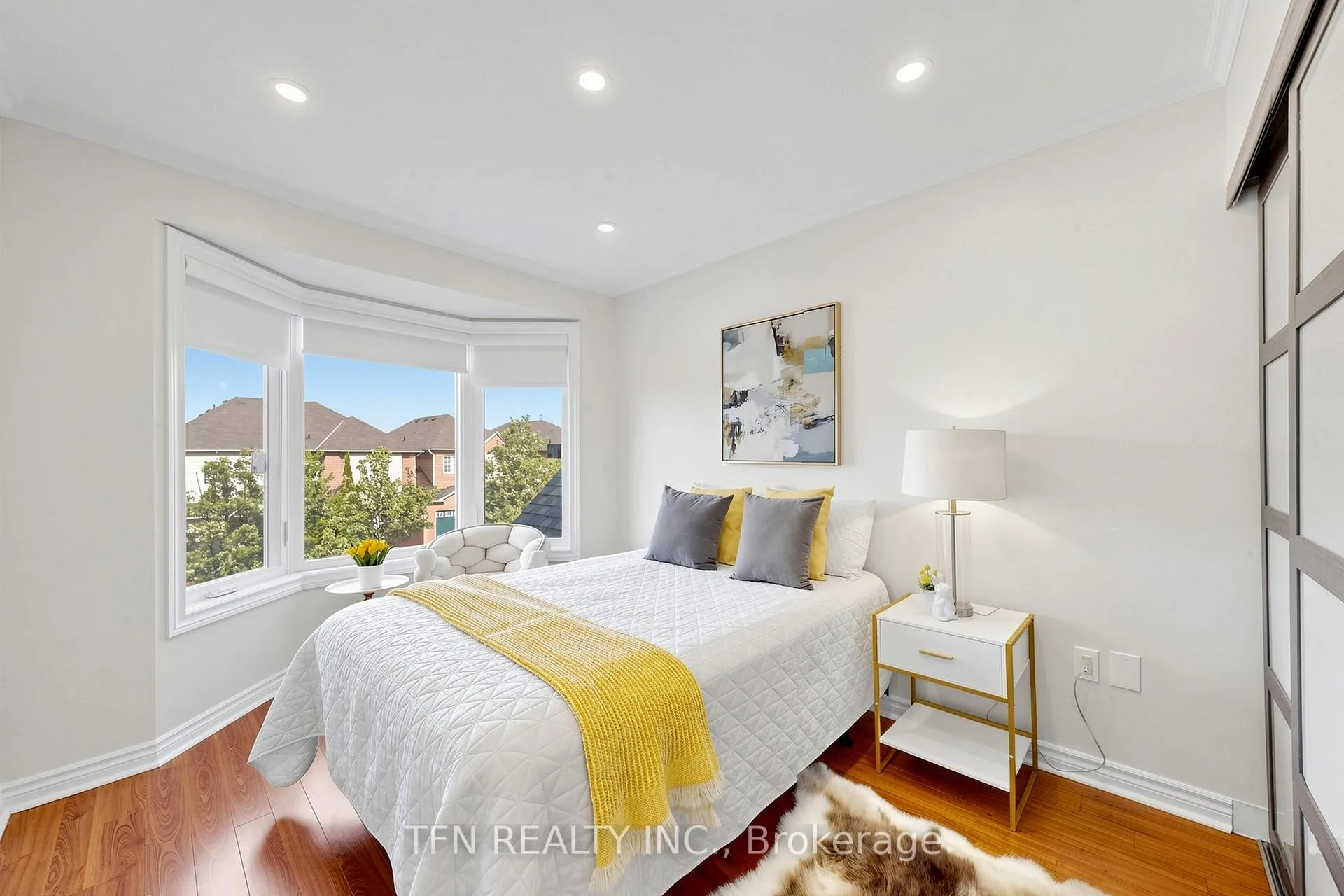 Photo 26 of 8 Lander Crescent, Vaughan, Patterson — HOMEH