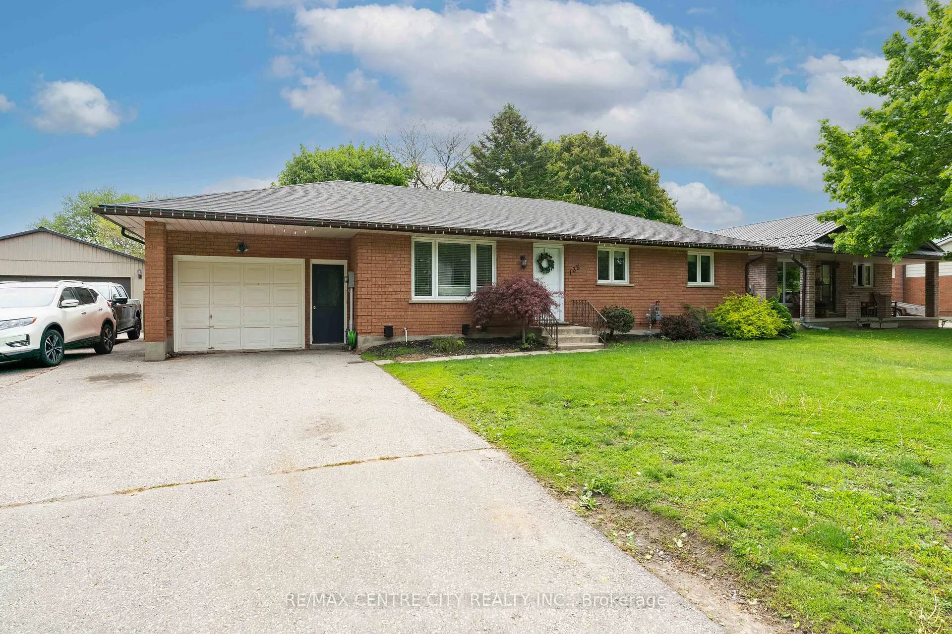 Photo 2 of 135 Caverly Road, Aylmer — HOMEH