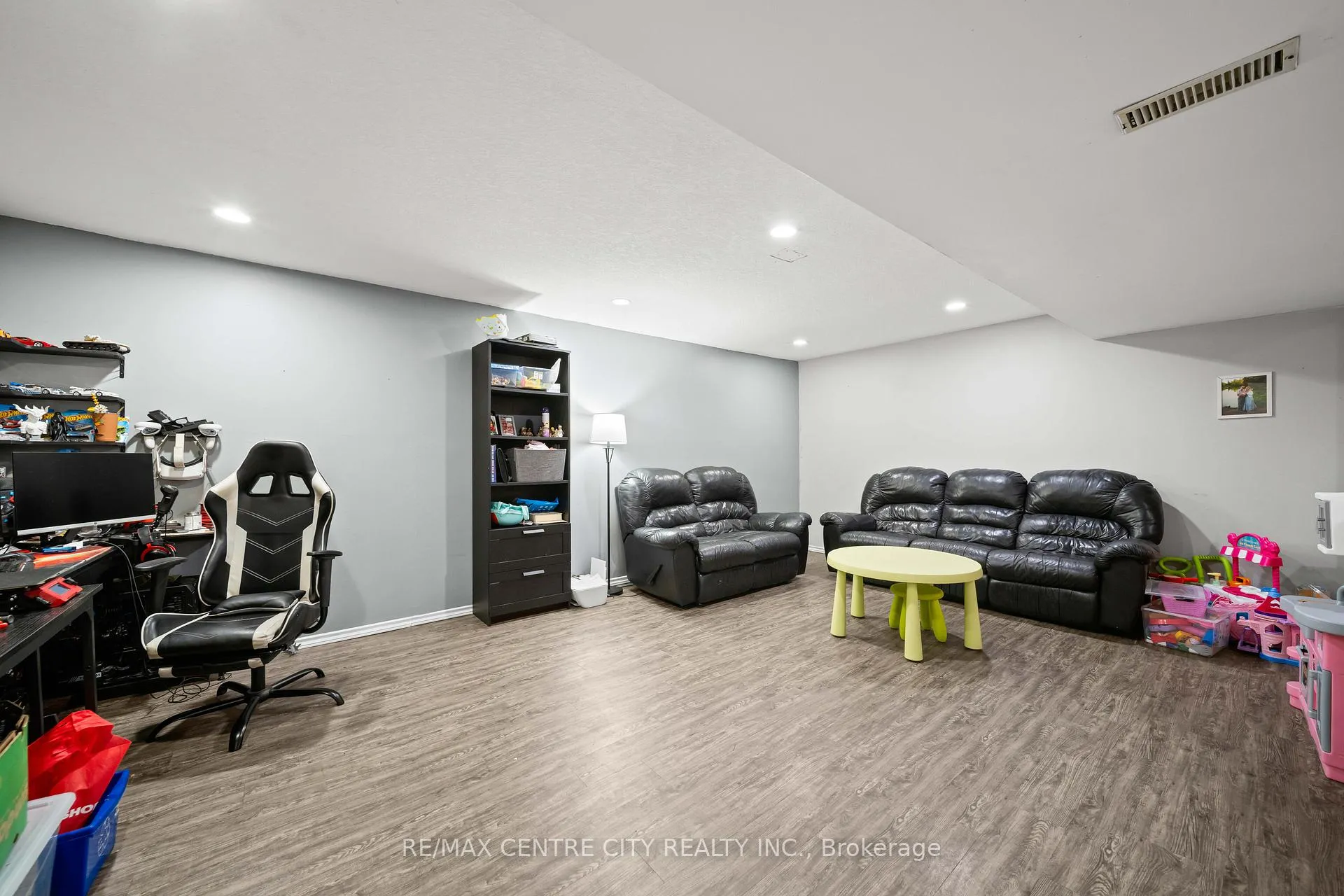 Photo 20 of 135 Caverly Road, Aylmer — HOMEH