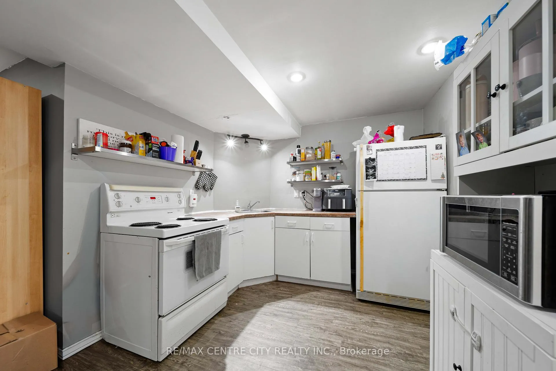 Photo 24 of 135 Caverly Road, Aylmer — HOMEH