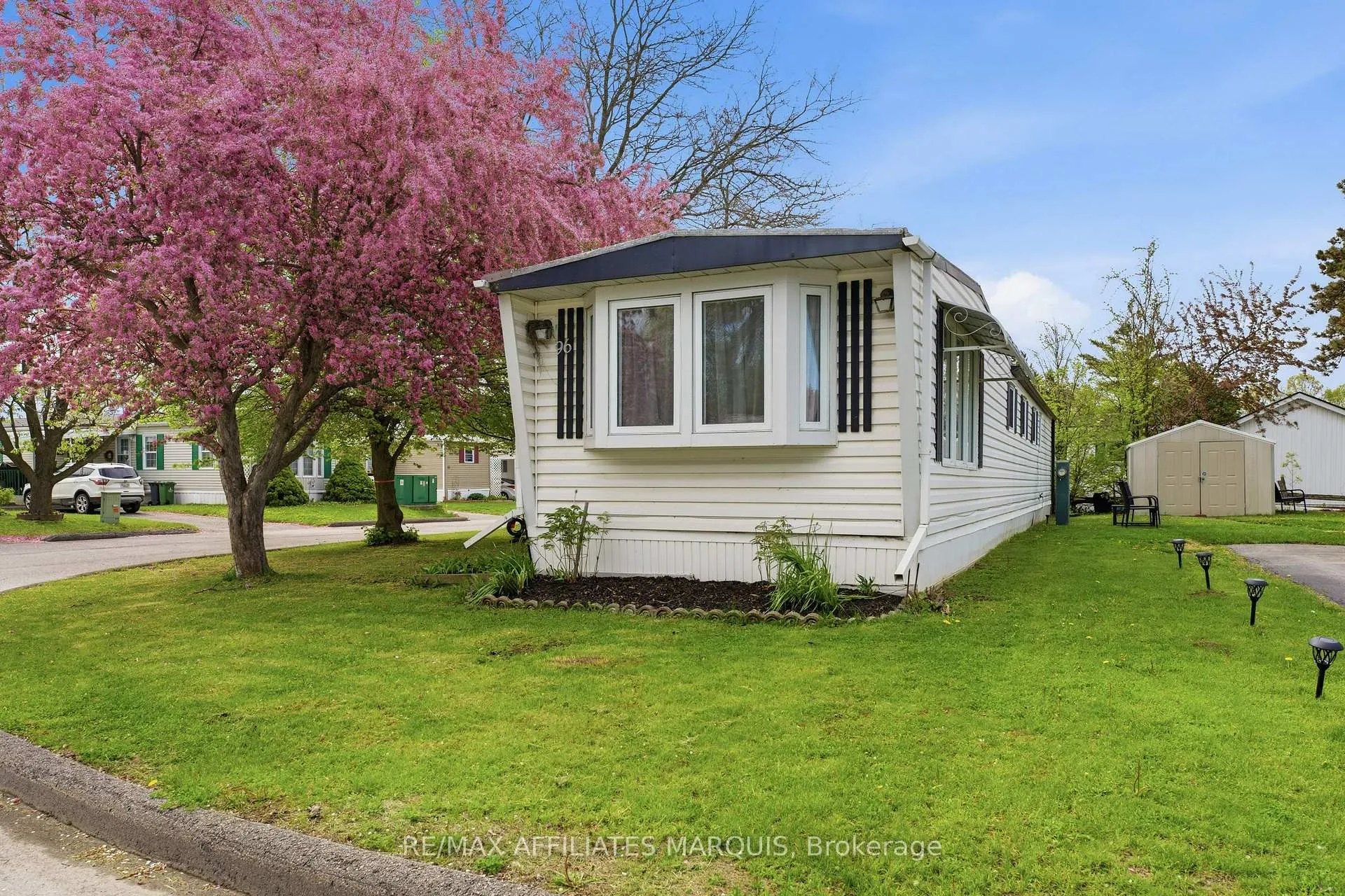 Photo 1 of 96 Worthington Way, Kingston, Rideau — HOMEH