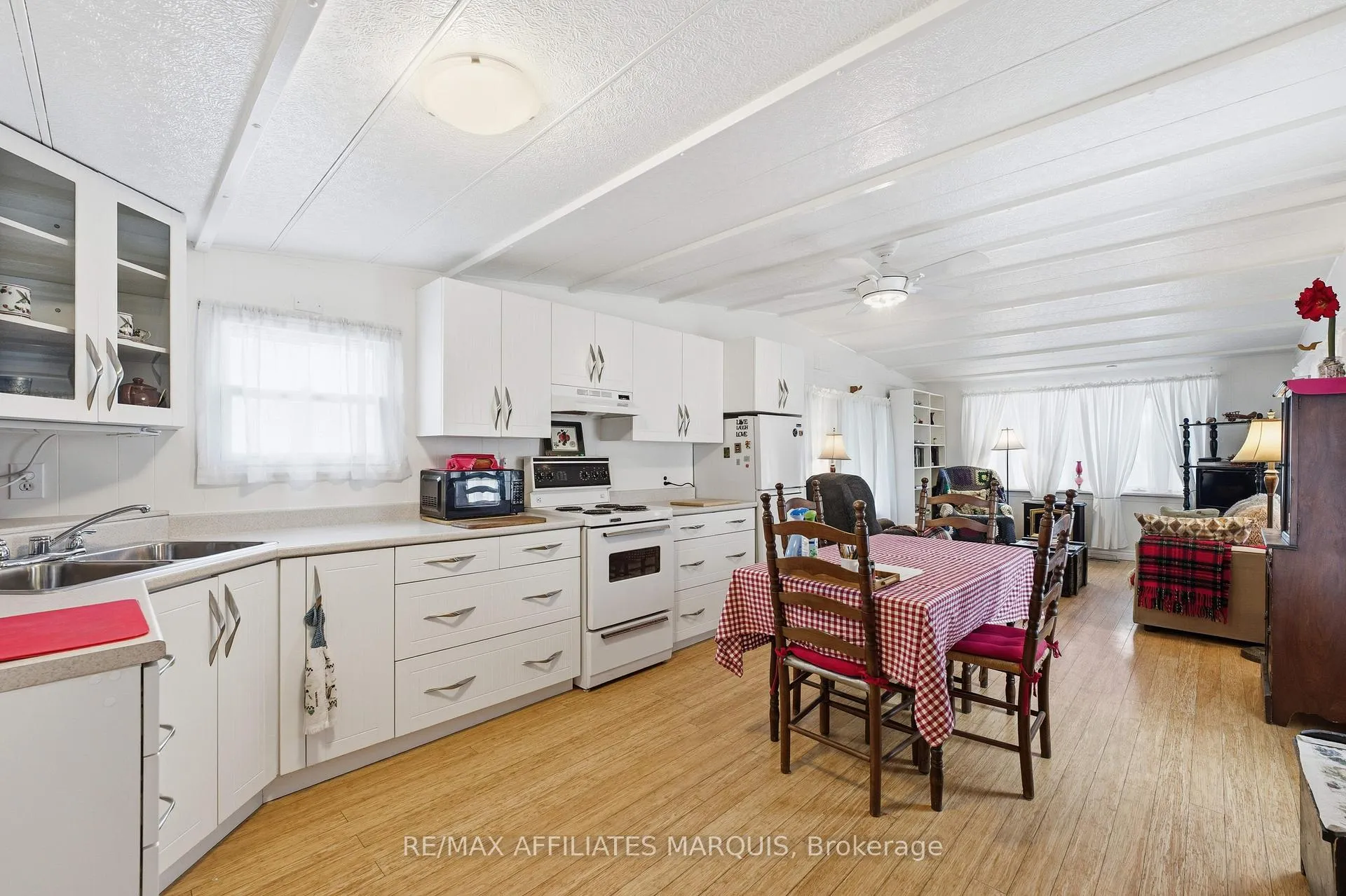 Photo 12 of 96 Worthington Way, Kingston, Rideau — HOMEH