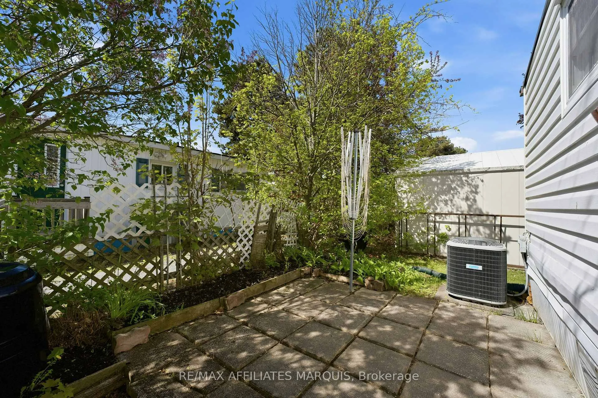 Photo 24 of 96 Worthington Way, Kingston, Rideau — HOMEH