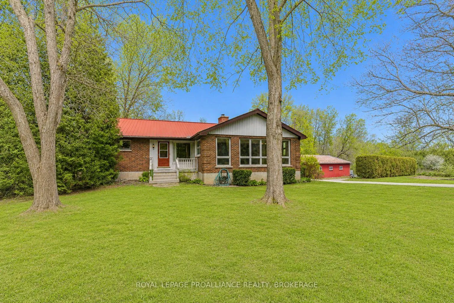 Photo 2 of 3384 Murton Road, Frontenac, Frontenac South — HOMEH