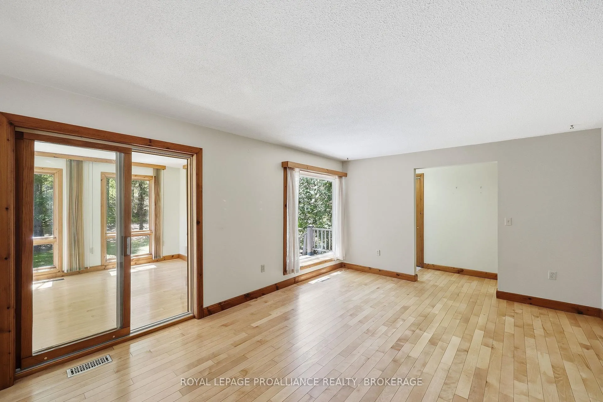 Photo 7 of 3384 Murton Road, Frontenac, Frontenac South — HOMEH