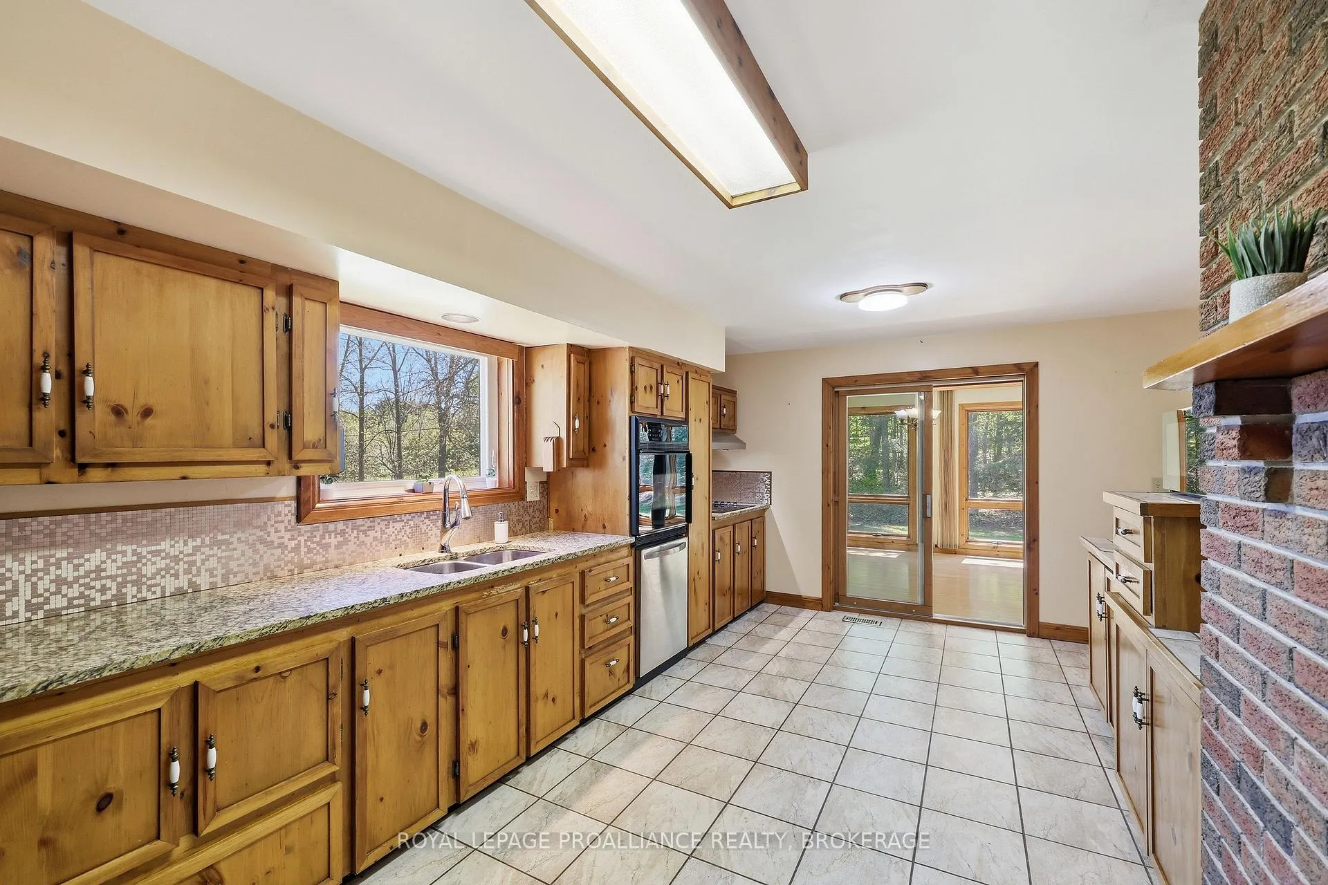 Photo 8 of 3384 Murton Road, Frontenac, Frontenac South — HOMEH