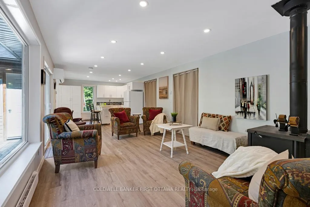 Photo 13 of 4031 Bolingbroke Road, Tay Valley, Bathurst/Burgess & Sherbrooke (South Sherbrooke) Twp — HOMEH