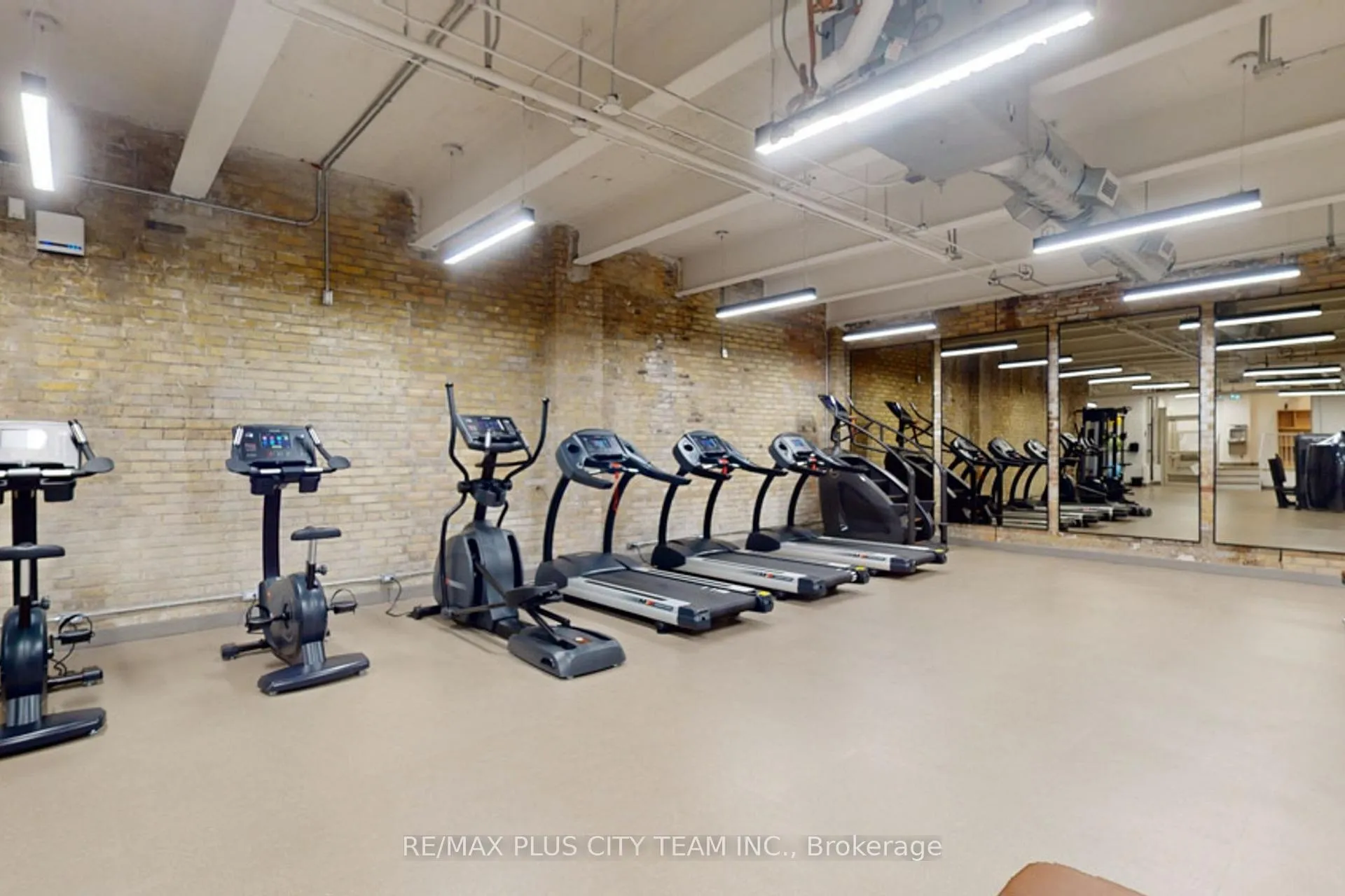 Photo 4 of Unit 622, 150 Logan Avenue, Toronto, South Riverdale — HOMEH