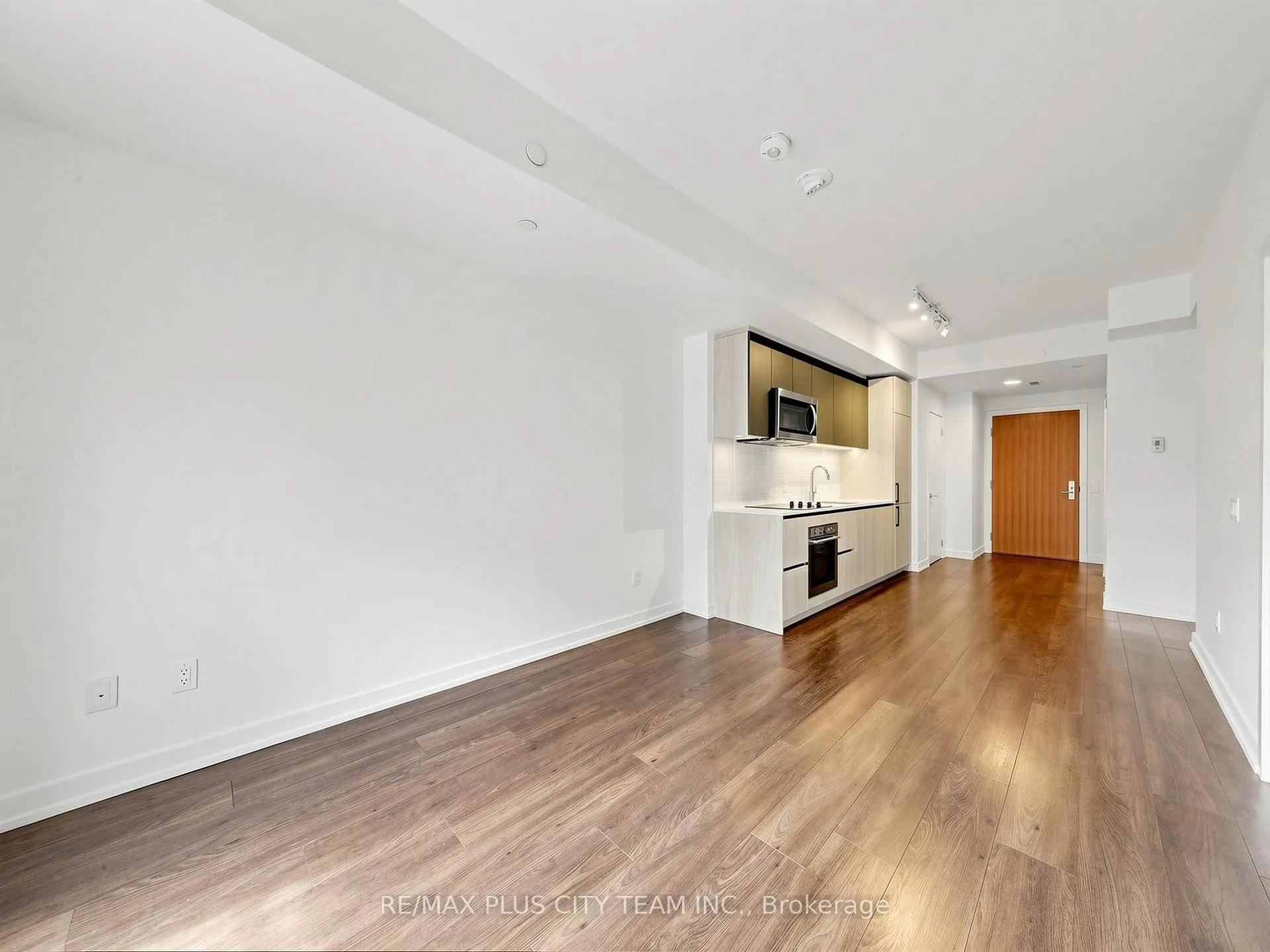 Photo 16 of Unit 622, 150 Logan Avenue, Toronto, South Riverdale — HOMEH