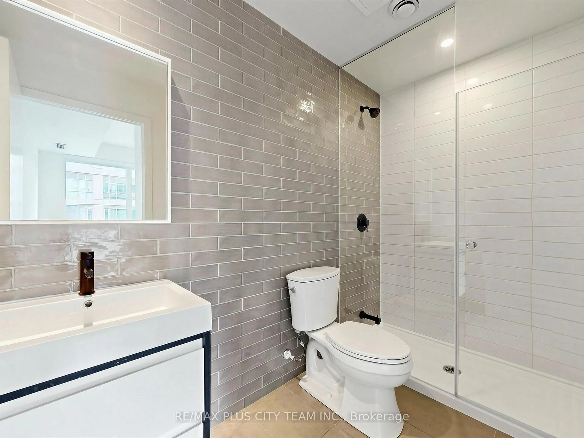 Photo 23 of Unit 622, 150 Logan Avenue, Toronto, South Riverdale — HOMEH