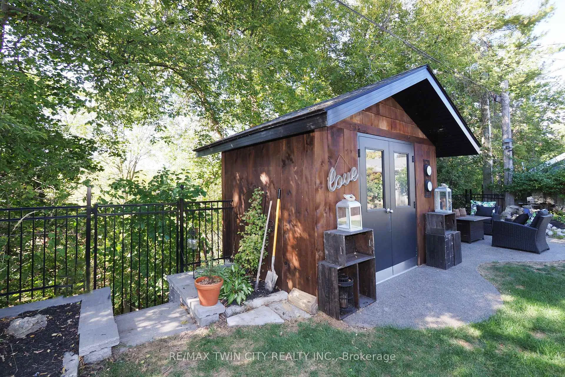 Photo 42 of 50 Highman Avenue, Cambridge — HOMEH