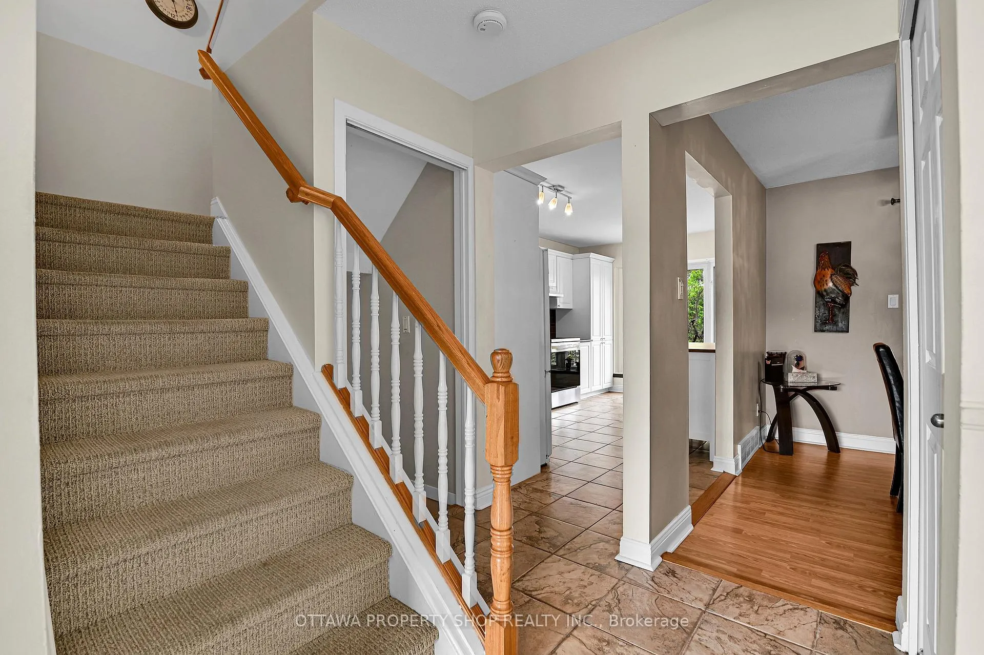 Photo 9 of 202 Rosemary Gardens, Ottawa, Chatelaine Village — HOMEH