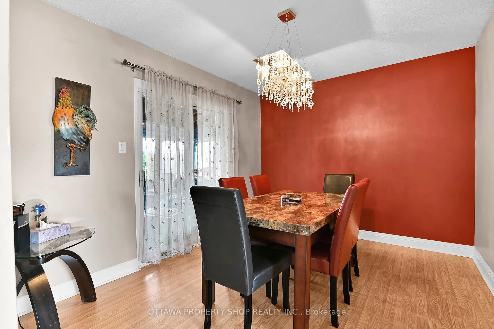 Photo 10 of 202 Rosemary Gardens, Ottawa, Chatelaine Village — HOMEH