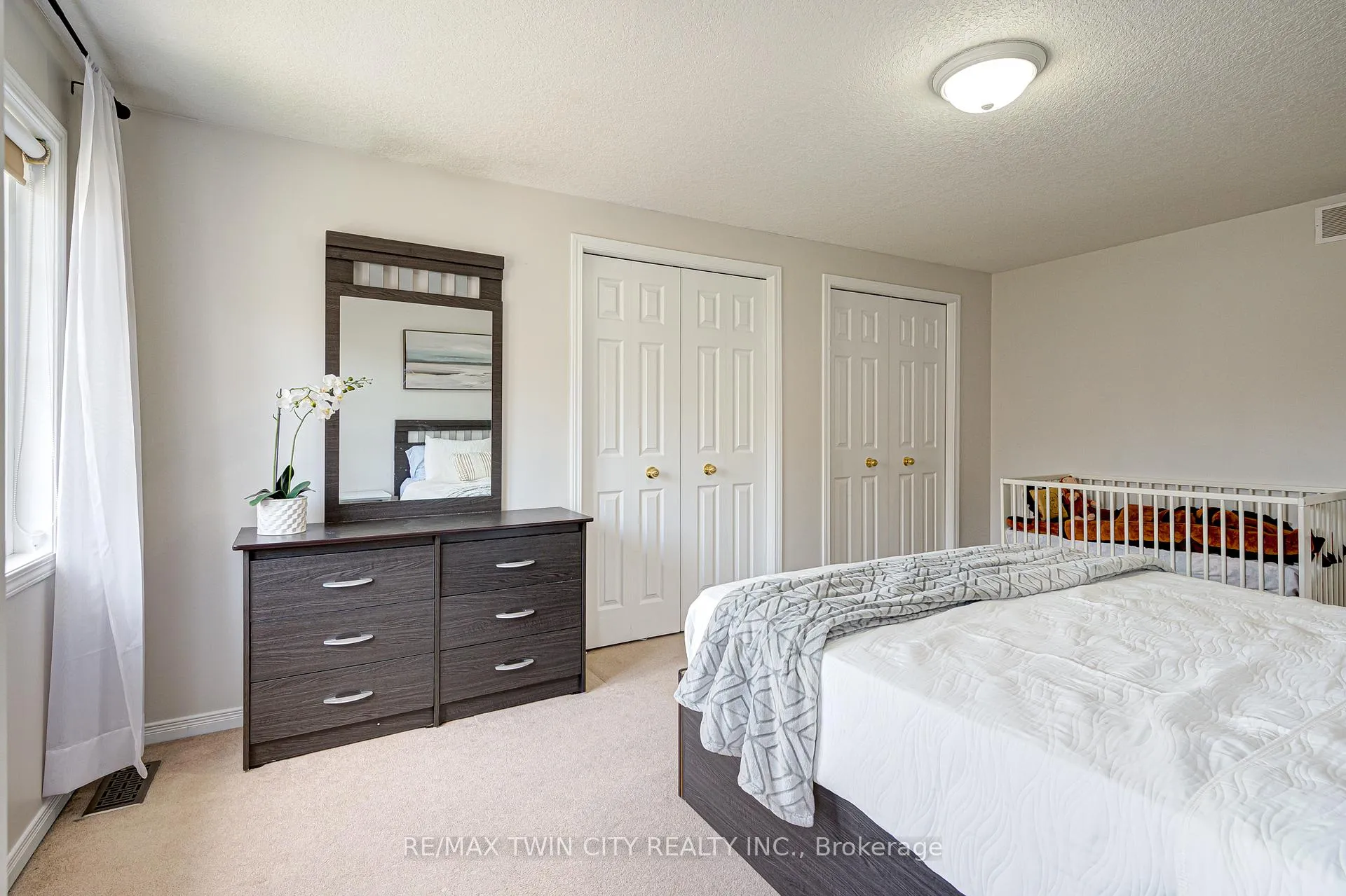 Photo 21 of Unit C20, 20 David Bergey Drive, Kitchener, Larentian West — HOMEH