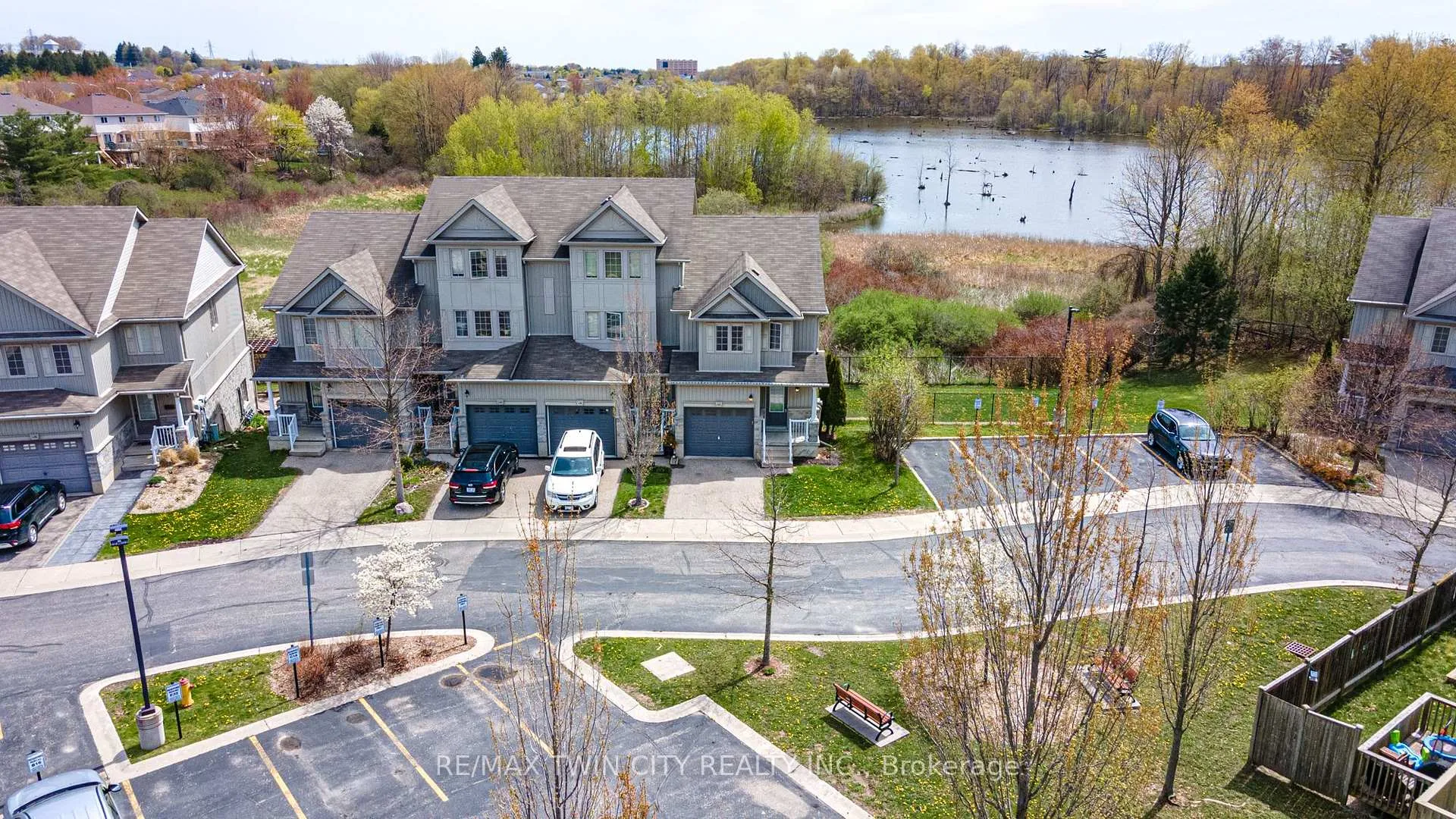 Photo 42 of Unit C20, 20 David Bergey Drive, Kitchener, Larentian West — HOMEH