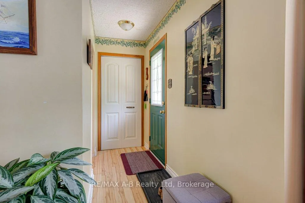 Photo 7 of 304 Douglas Street, Stratford — HOMEH