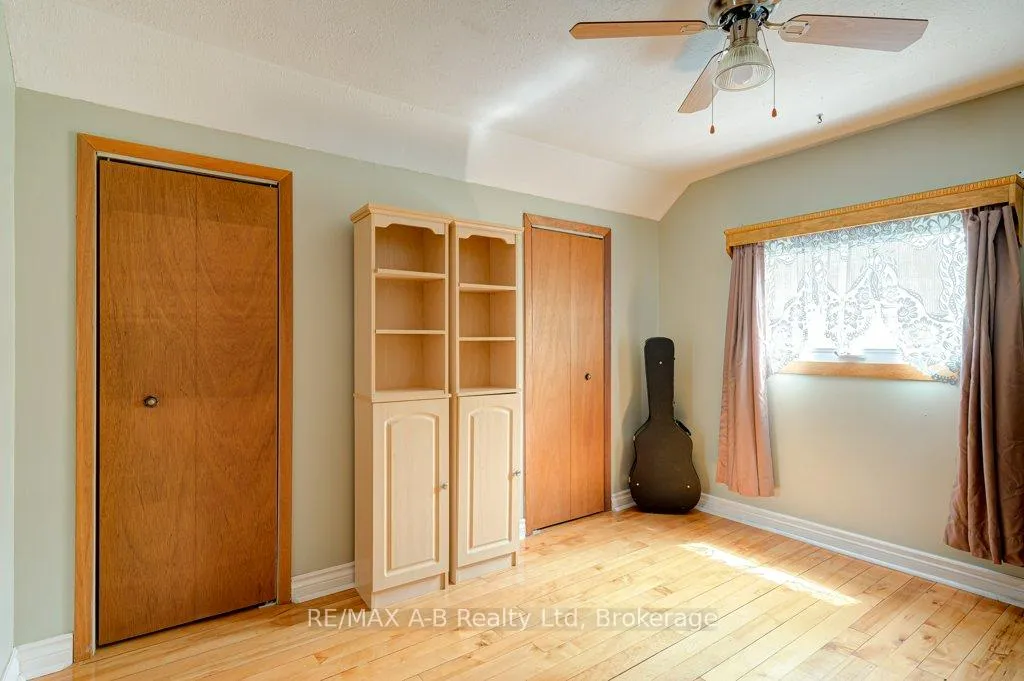 Photo 19 of 304 Douglas Street, Stratford — HOMEH