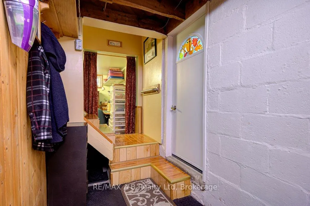 Photo 22 of 304 Douglas Street, Stratford — HOMEH
