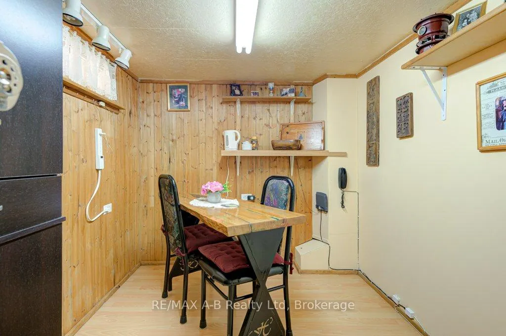 Photo 29 of 304 Douglas Street, Stratford — HOMEH