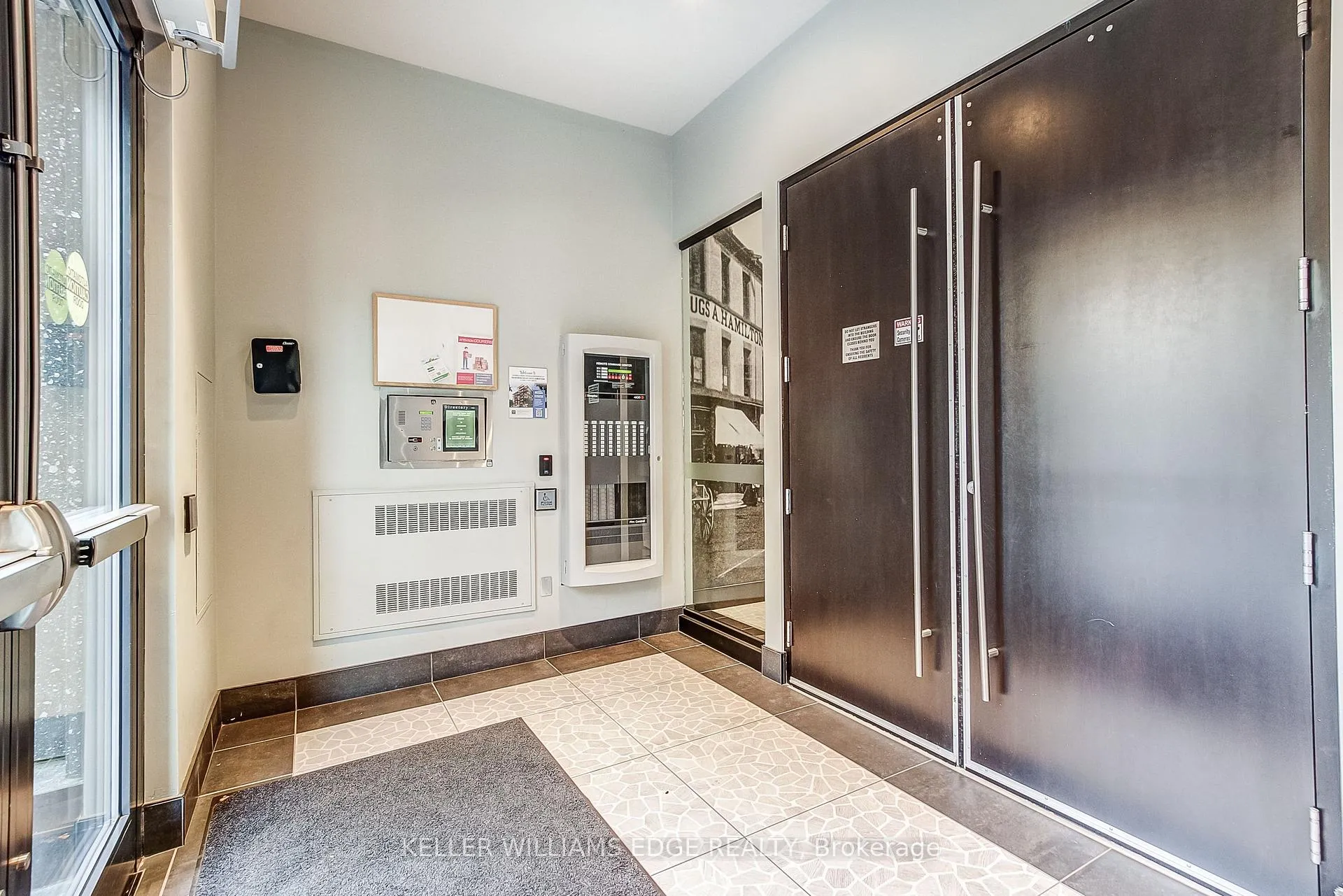 Photo 5 of Unit 403, 181 James Street N, Hamilton, Strathcona — HOMEH