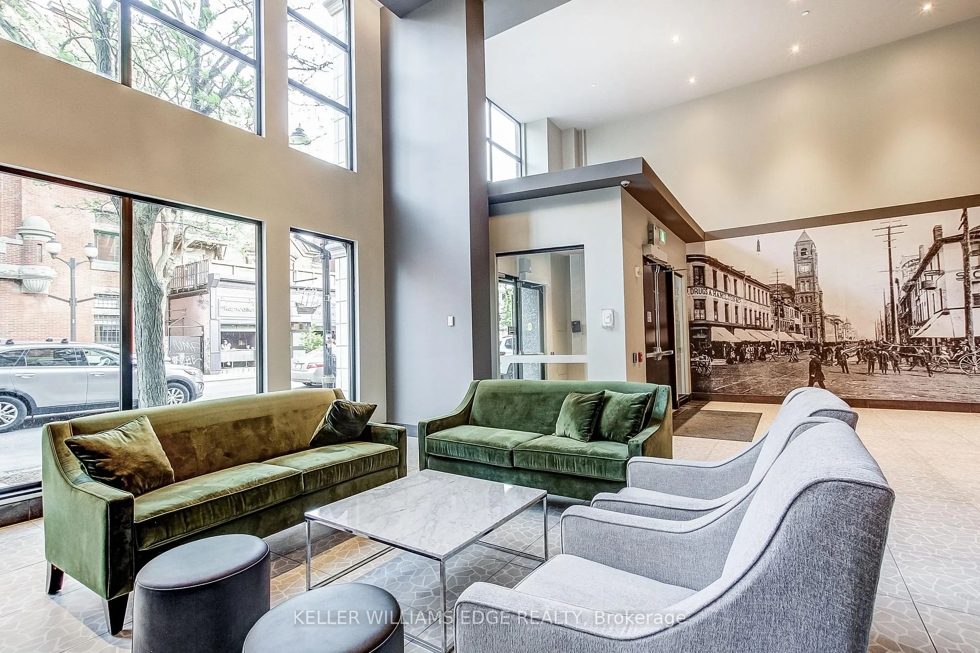 Photo 9 of Unit 403, 181 James Street N, Hamilton, Strathcona — HOMEH