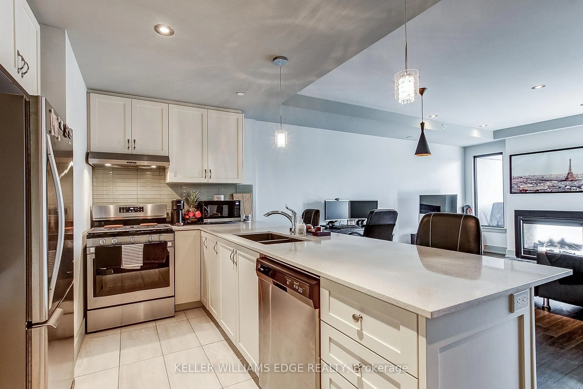 Photo 18 of Unit 403, 181 James Street N, Hamilton, Strathcona — HOMEH