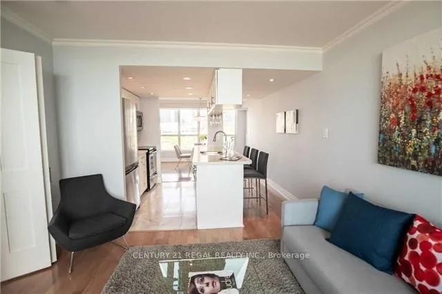 Photo 10 of Unit 816, 228 Queens Quay W, Toronto, Waterfront Communities — HOMEH