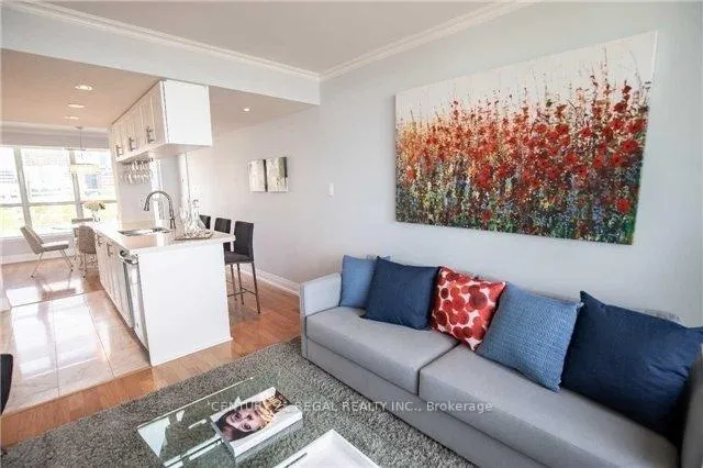 Photo 12 of Unit 816, 228 Queens Quay W, Toronto, Waterfront Communities — HOMEH