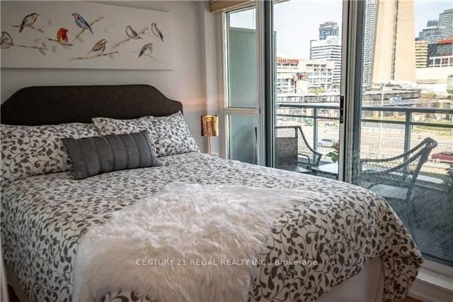 Photo 17 of Unit 816, 228 Queens Quay W, Toronto, Waterfront Communities — HOMEH
