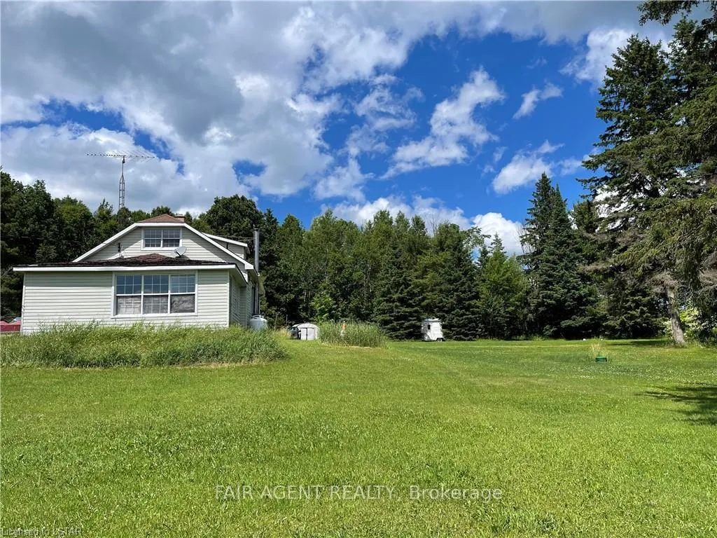 Photo 9 of 2442 Highway 520, Magnetawan — HOMEH