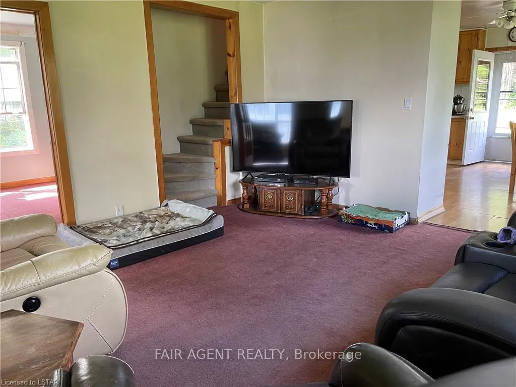 Photo 19 of 2442 Highway 520, Magnetawan — HOMEH
