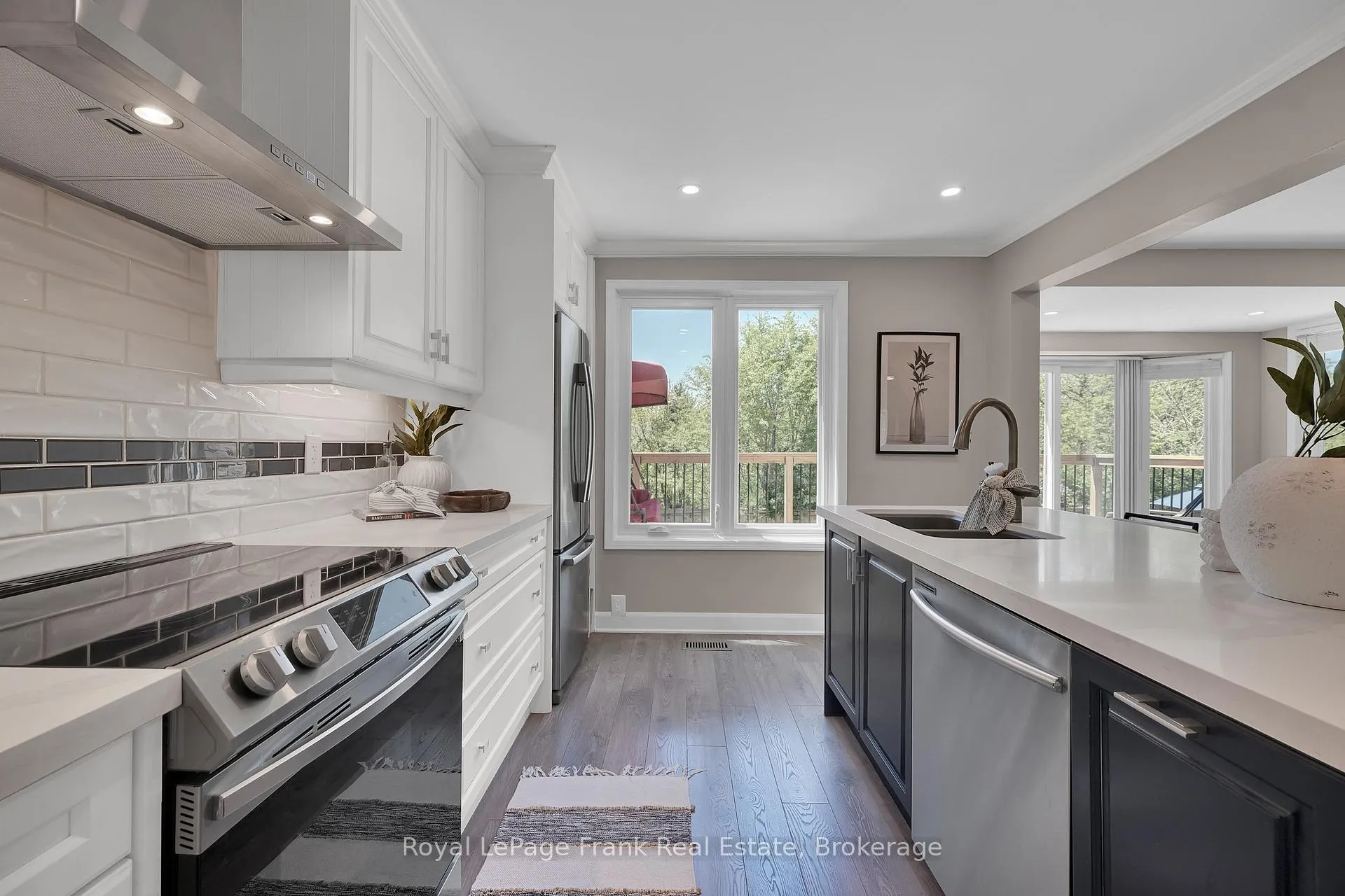 Photo 20 of 53 Pinedale Crescent, Clarington, Courtice — HOMEH