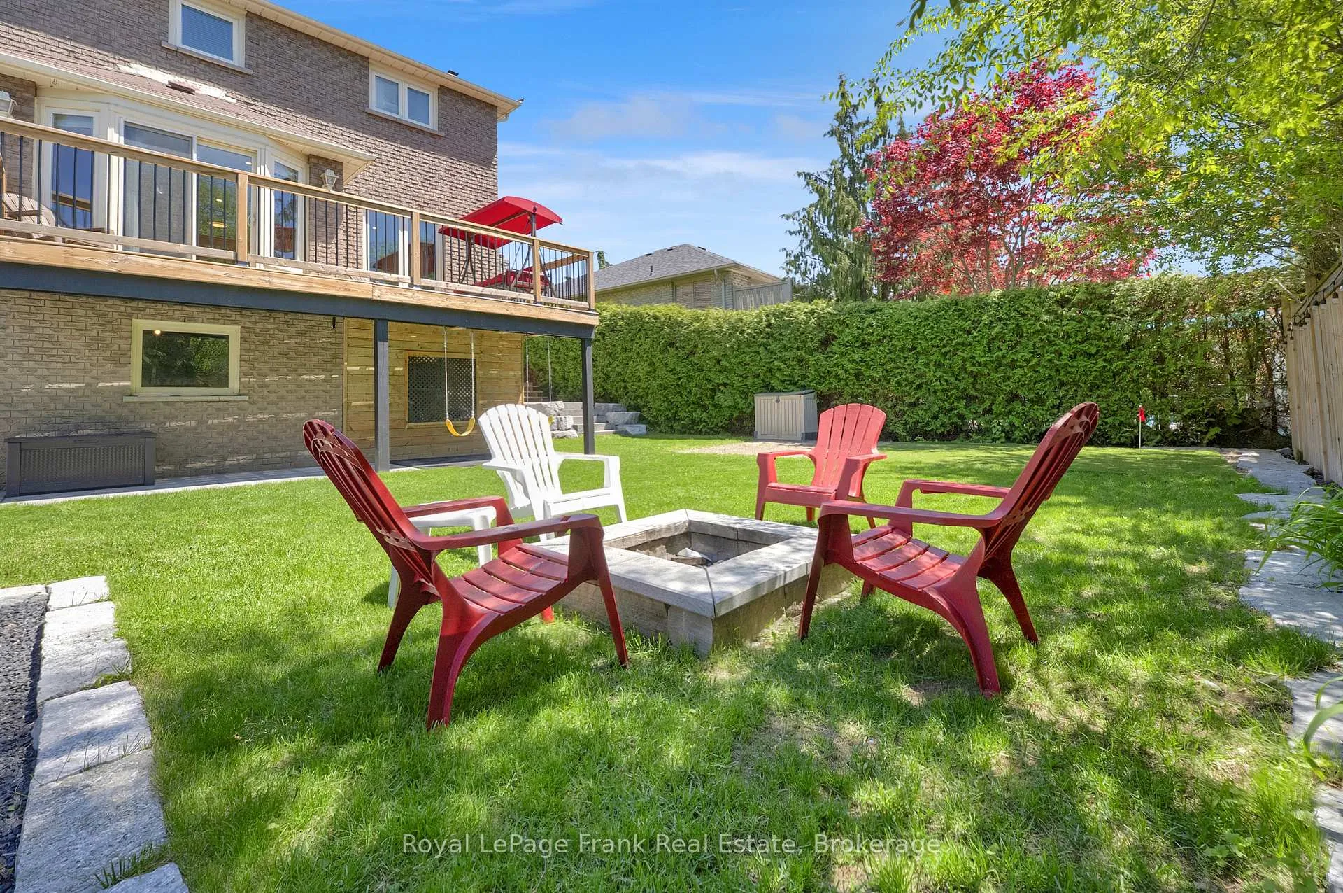 Photo 46 of 53 Pinedale Crescent, Clarington, Courtice — HOMEH