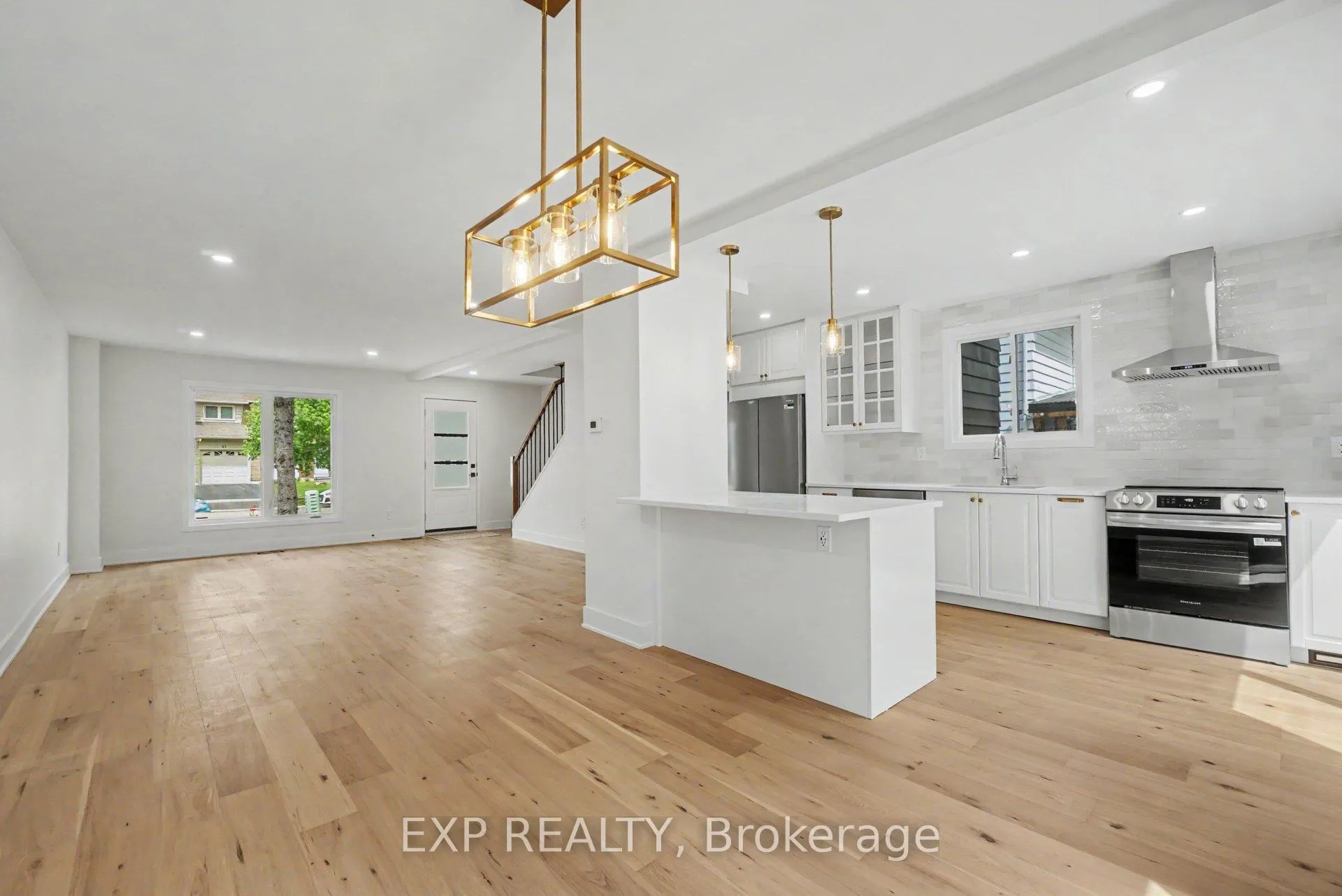 Photo 8 of 56 Glen Park Drive, Ottawa, Blackburn Hamlet (South) — HOMEH