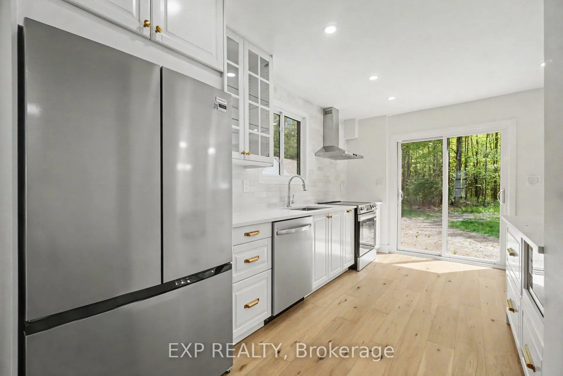 Photo 12 of 56 Glen Park Drive, Ottawa, Blackburn Hamlet (South) — HOMEH
