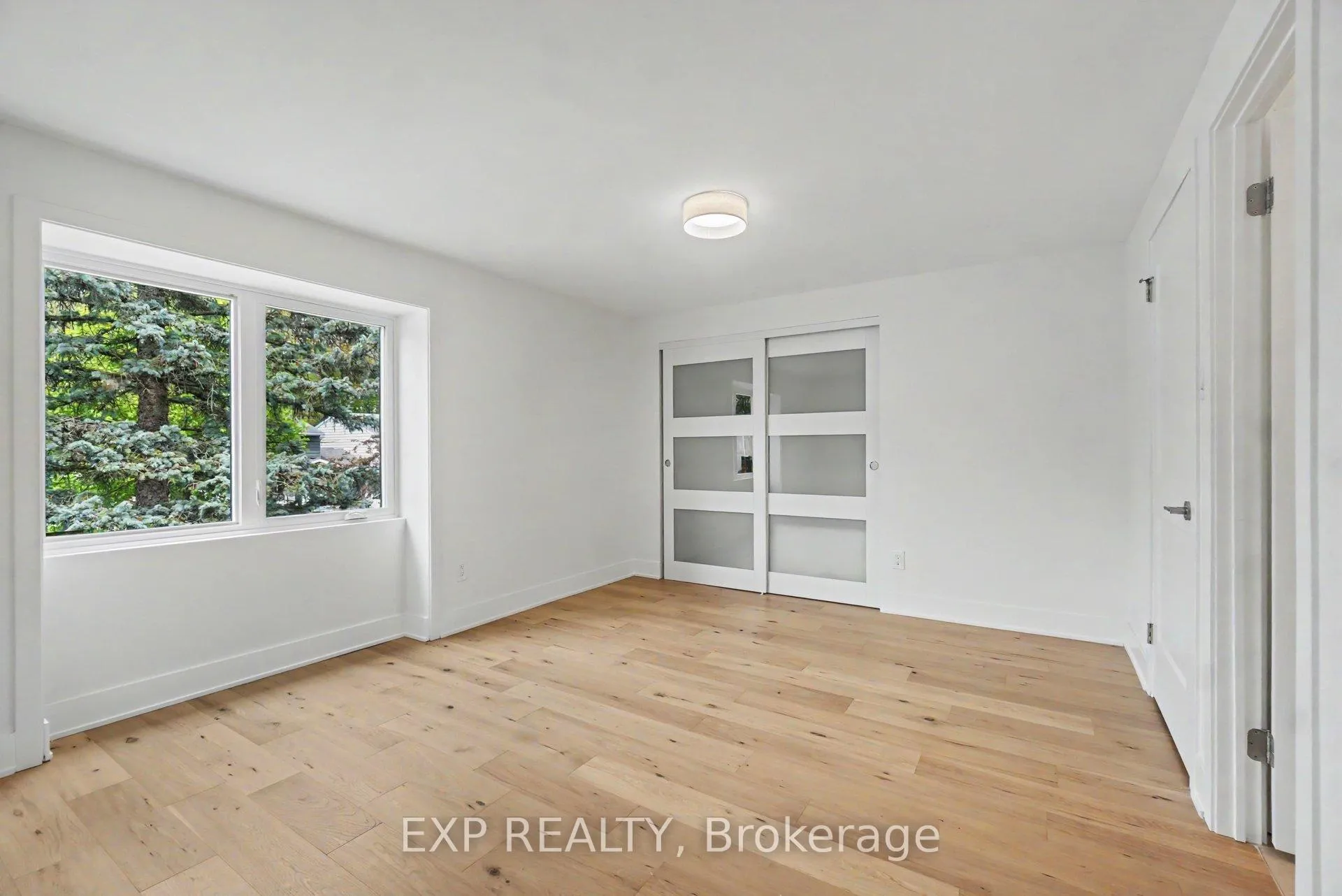 Photo 16 of 56 Glen Park Drive, Ottawa, Blackburn Hamlet (South) — HOMEH