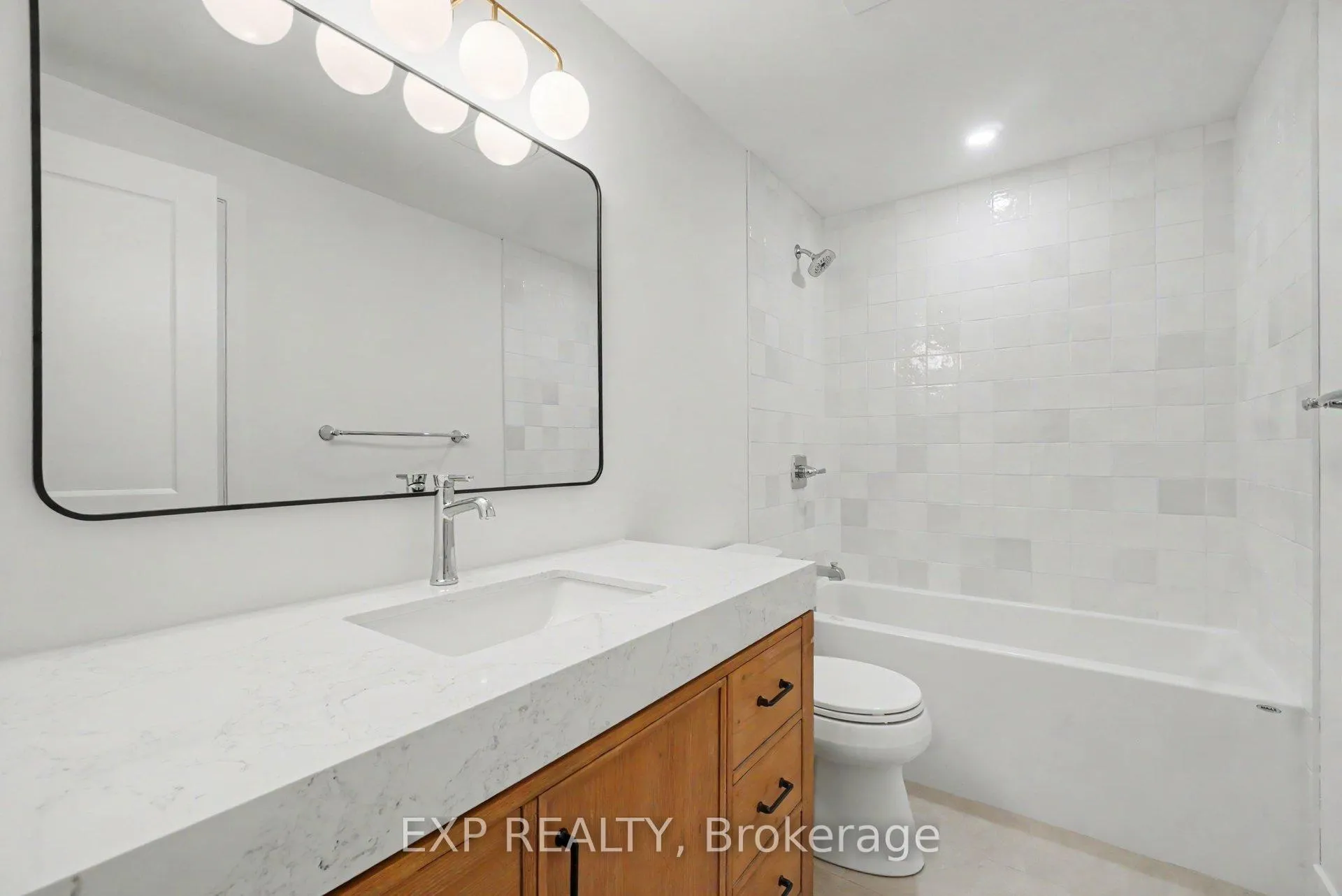 Photo 18 of 56 Glen Park Drive, Ottawa, Blackburn Hamlet (South) — HOMEH