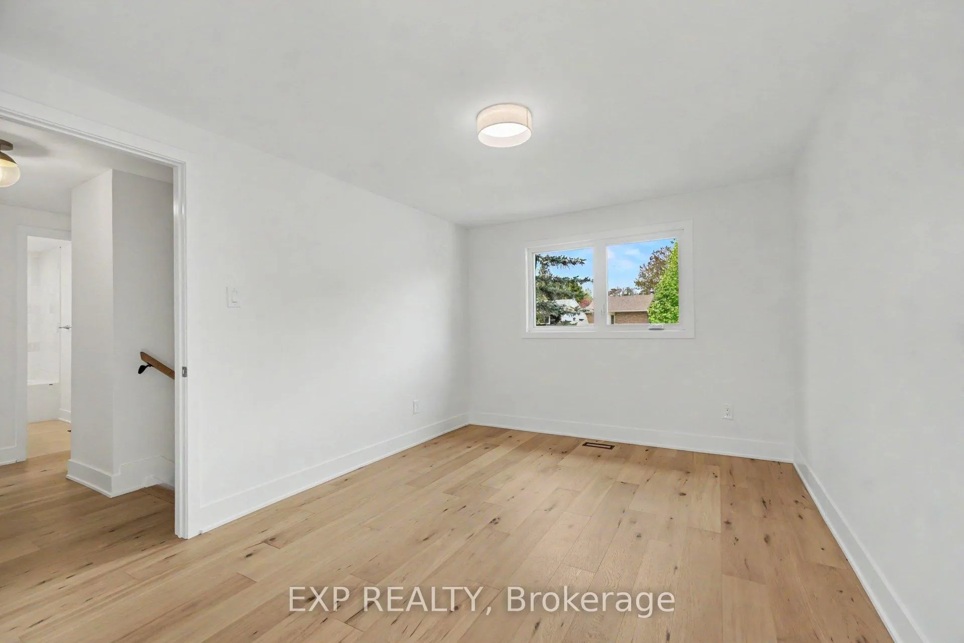 Photo 24 of 56 Glen Park Drive, Ottawa, Blackburn Hamlet (South) — HOMEH