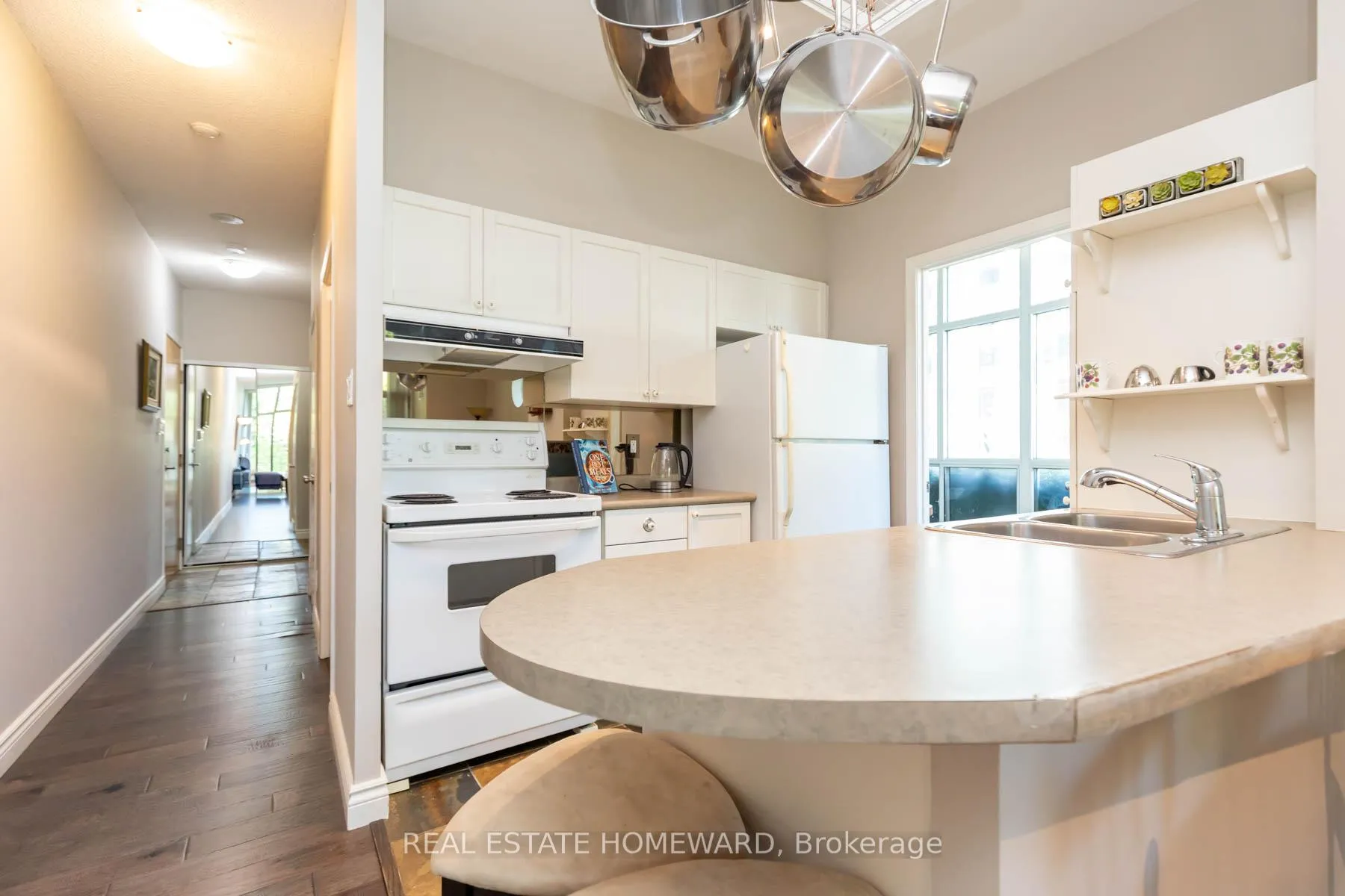 Photo 7 of Unit 101, 600 Queens Quay W, Toronto, Waterfront Communities — HOMEH