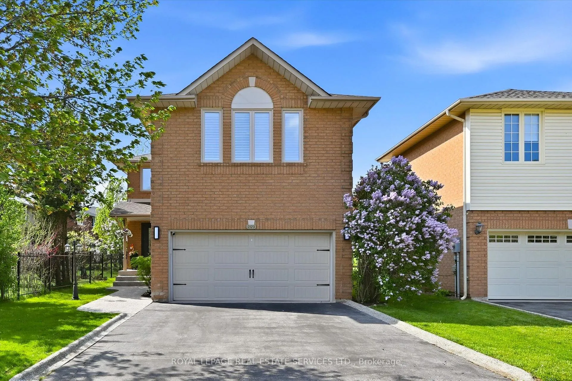 Photo 1 of 2123 Grand Ravine Drive, Oakville, River Oaks — HOMEH