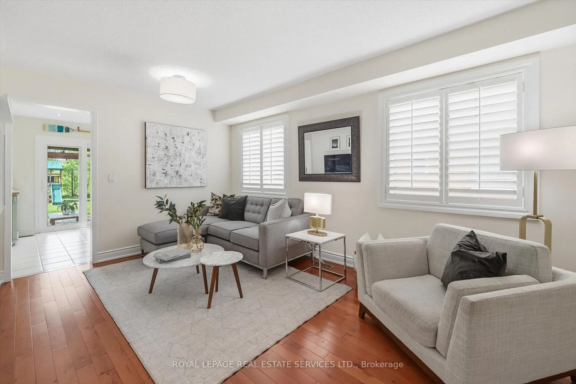 Photo 5 of 2123 Grand Ravine Drive, Oakville, River Oaks — HOMEH