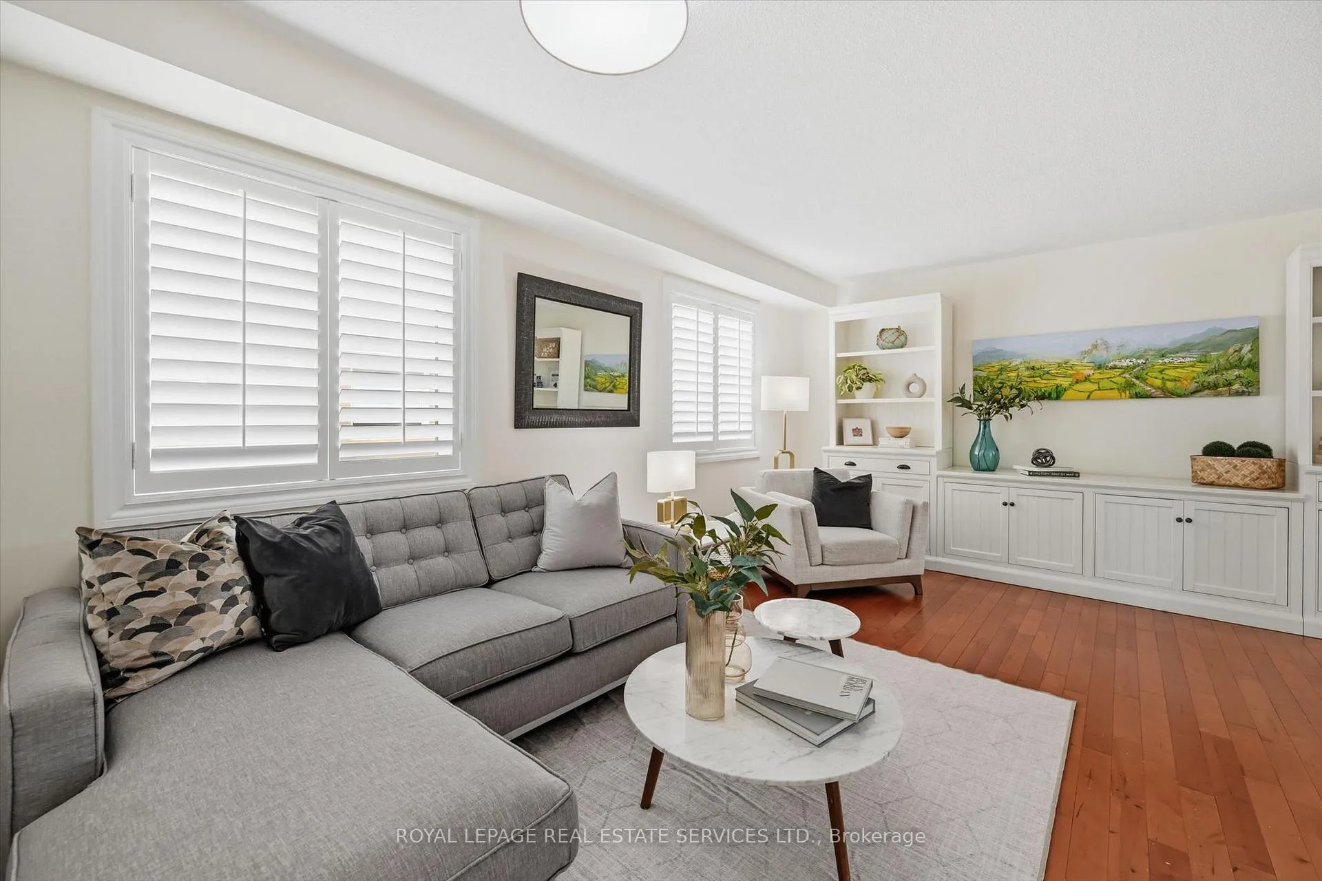 Photo 7 of 2123 Grand Ravine Drive, Oakville, River Oaks — HOMEH