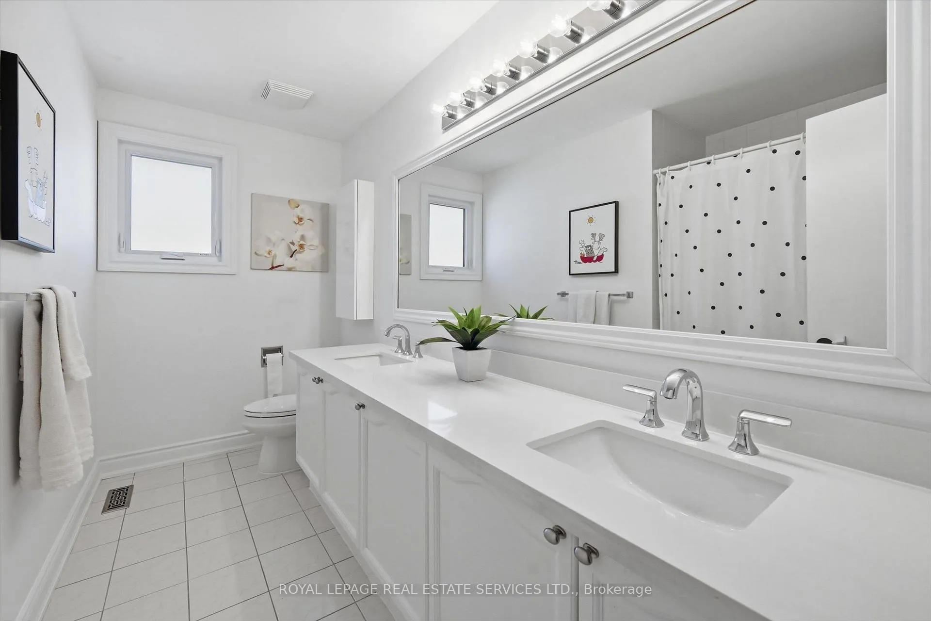 Photo 27 of 2123 Grand Ravine Drive, Oakville, River Oaks — HOMEH