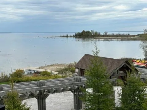 Front of Unit 304, 7 Anchorage Crescent