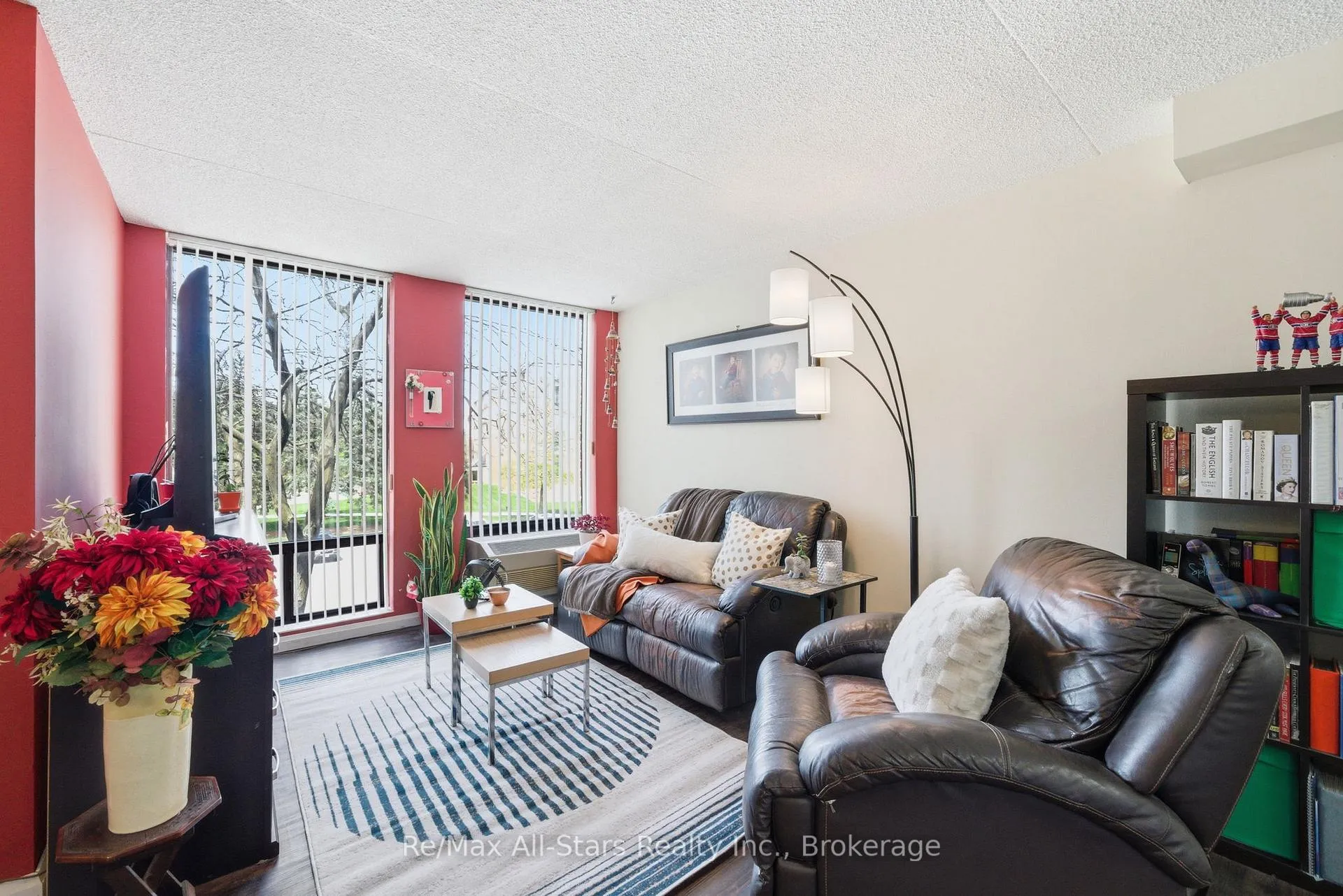 Photo 5 of Unit 301, 1540 Pickering Parkway, Pickering, Town Centre — HOMEH