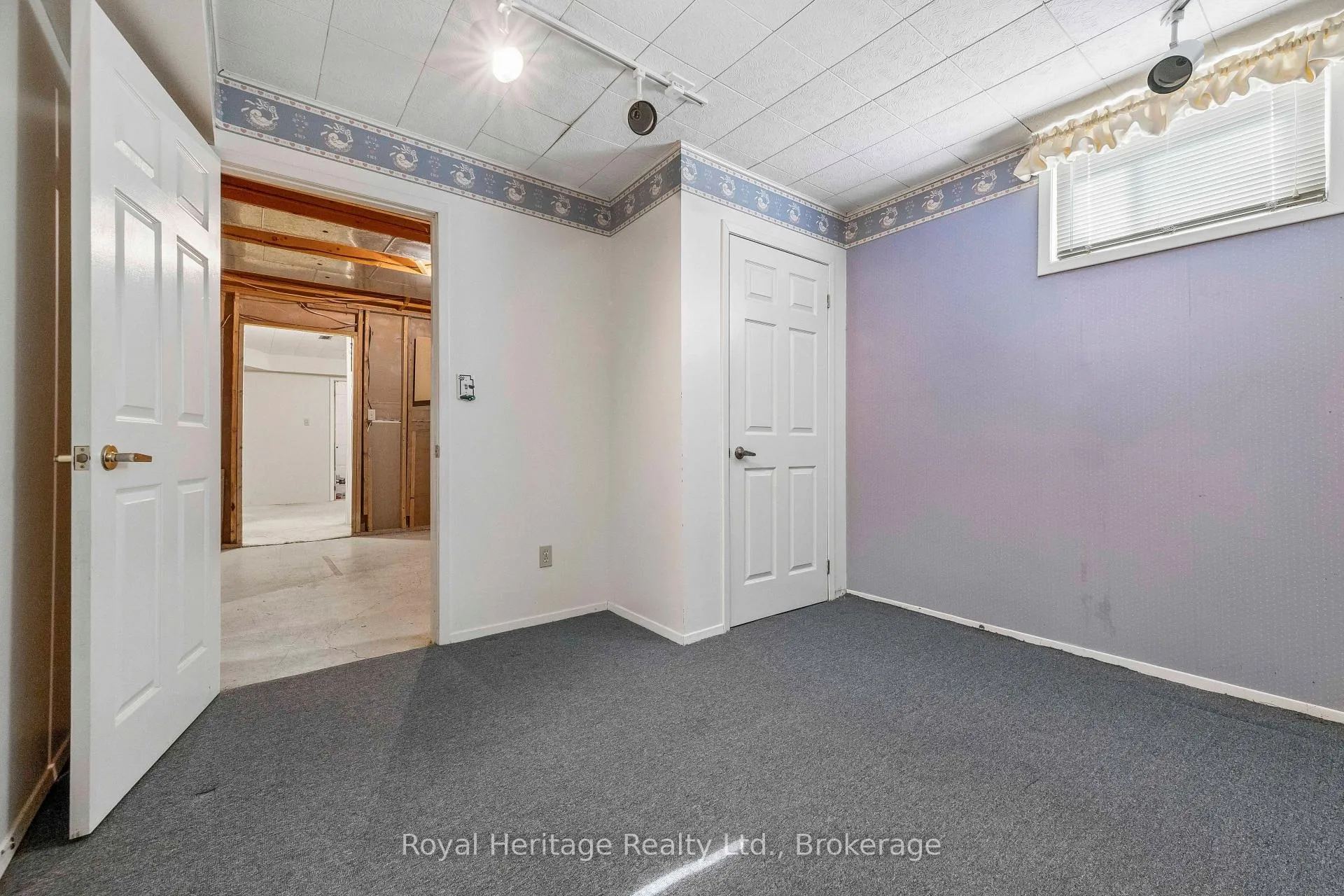 Photo 35 of 232 Beatrice Street W, Oshawa, Centennial — HOMEH