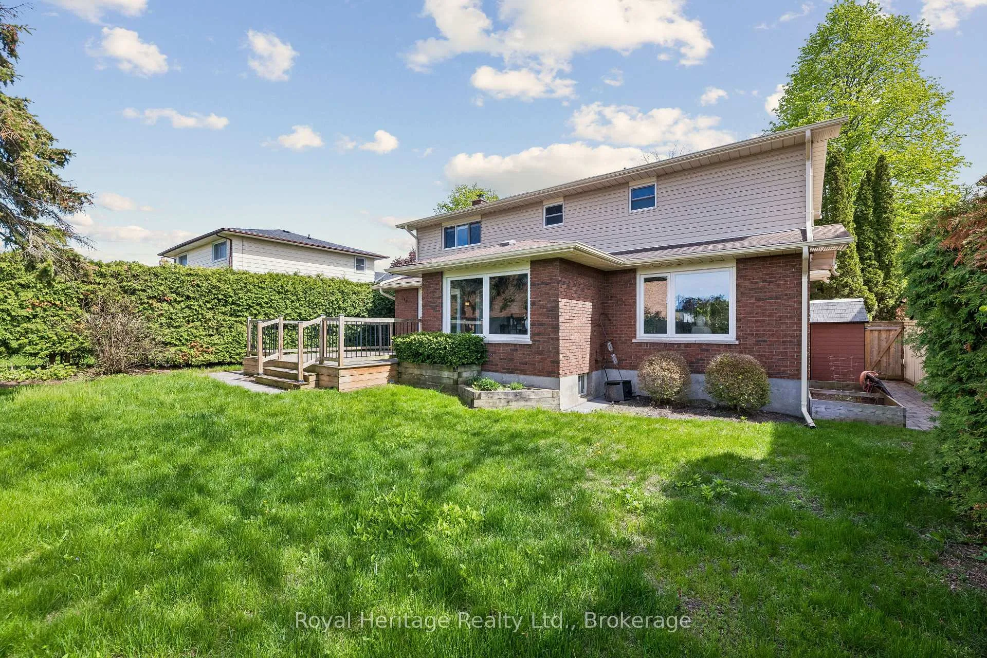 Photo 40 of 232 Beatrice Street W, Oshawa, Centennial — HOMEH